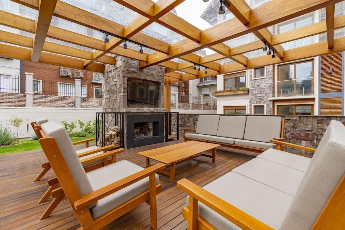 Rosa Edificio Bellagio Canela Com Infraestrutura Completa 아파트 외부 사진