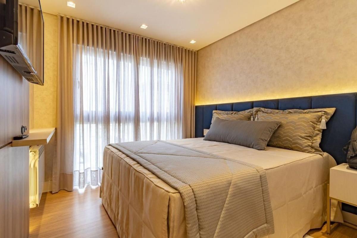 Rosa Edificio Bellagio Canela Com Infraestrutura Completa 아파트 외부 사진