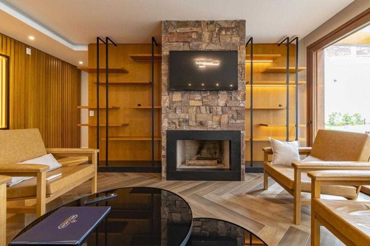 Rosa Edificio Bellagio Canela Com Infraestrutura Completa 아파트 외부 사진
