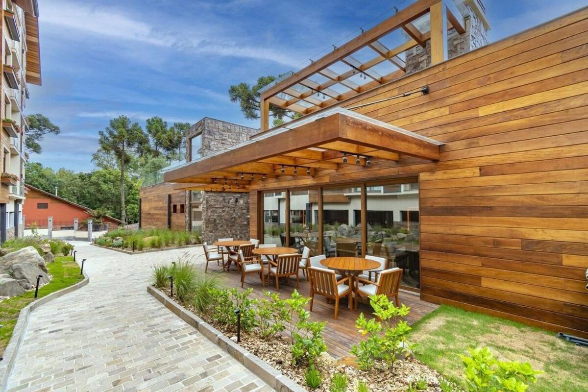 Rosa Edificio Bellagio Canela Com Infraestrutura Completa 아파트 외부 사진